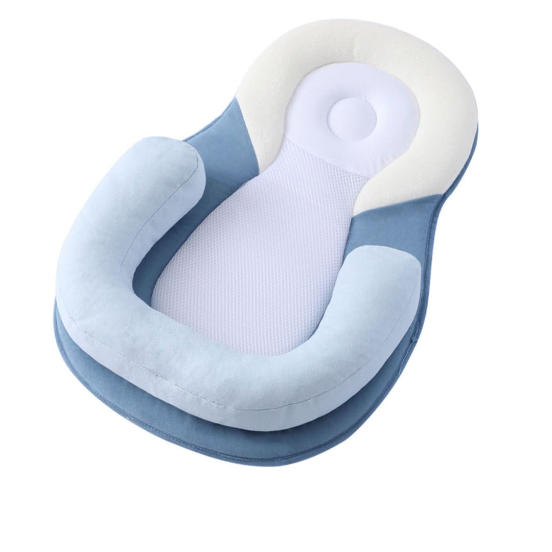 Gezonde babyslaap gegarandeerd met dit kinderarts aanbevolen, ergonomische slaapkussen.