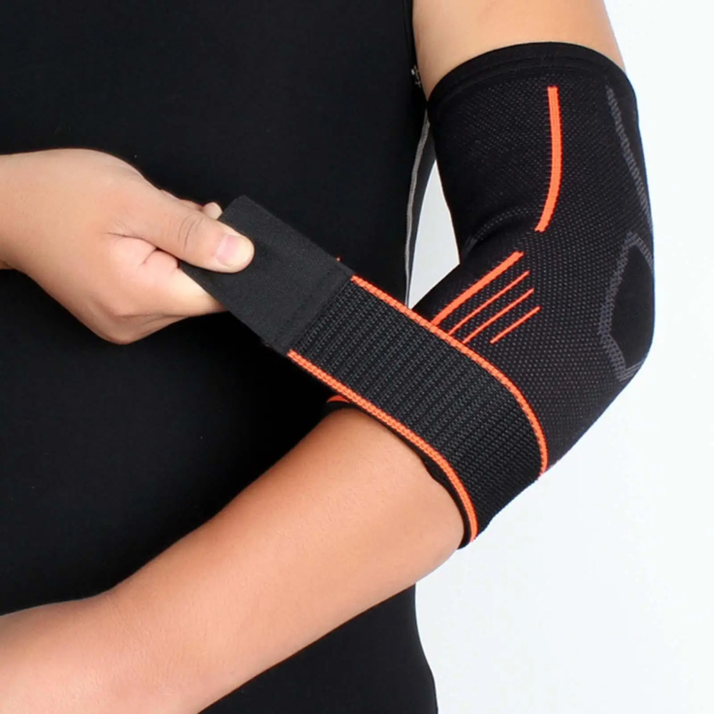Ergonomische elleboogbrace met compressie, biedt pijnverlichting en stabiliteit. Ideaal voor sport en dagelijks gebruik.