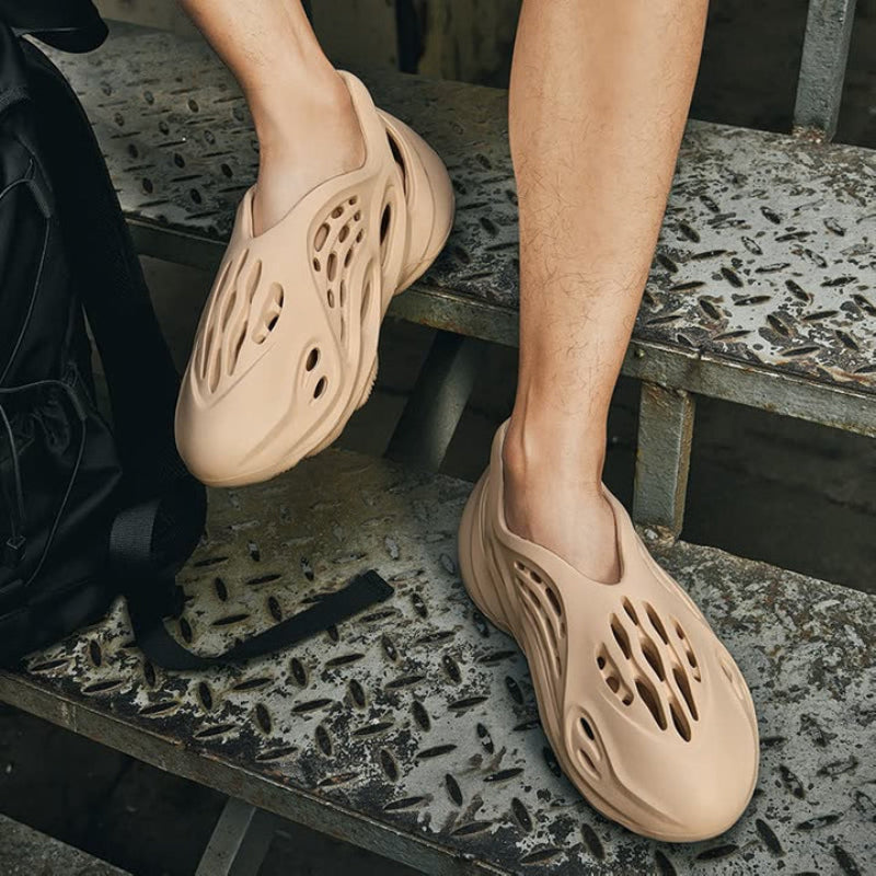 Stijlvolle FALO herenschoenen, instappers met een casual en modieuze uitstraling, ideaal voor de zomer.