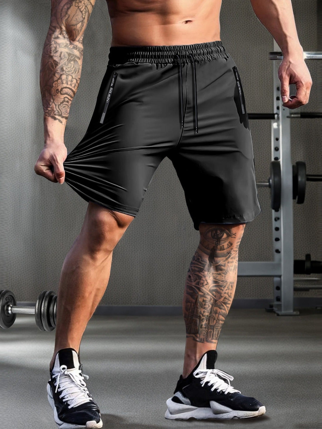 Zwarte heren sneldrogende shorts met trekkoord, ideaal voor zomer, sport of vakantie. Lichtgewicht en comfortabel.