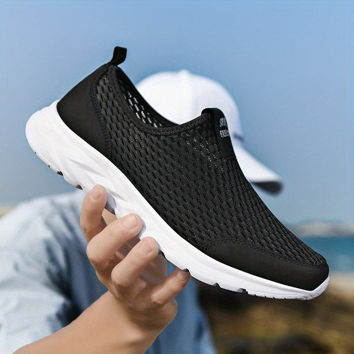 Moderne heren instapmodel sneakers, sportief en comfortabel voor elke dag.