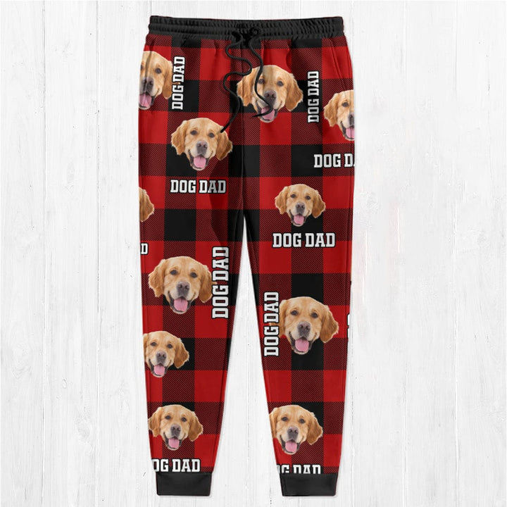 Unieke joggingbroek met gepersonaliseerde hondenfoto, perfect als cadeau voor heren of dames die van honden houden.