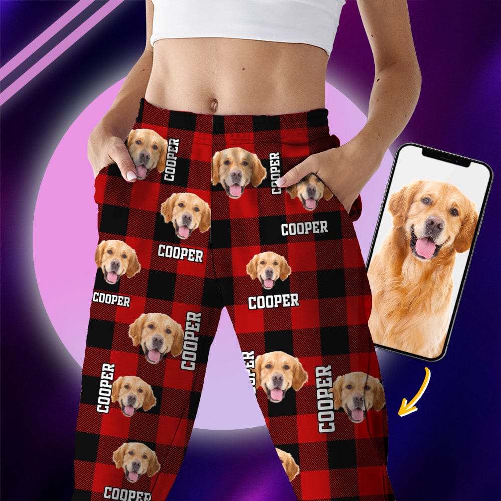 Comfortabele zwarte joggingbroek met foto van hond of kat, ideaal voor vrije tijd of origineel cadeau.