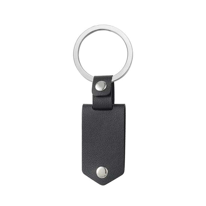 Unieke sleutelhanger als Valentijnscadeau voor je geliefde, gepersonaliseerd met initialen.