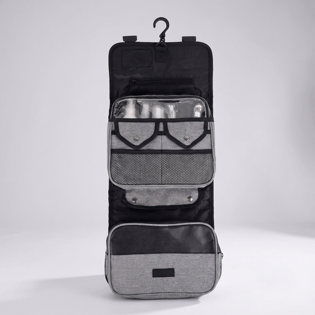 Hangende toilettas ToiletryMate voor reizigers; opvouwbaar, praktische organizer voor al je toiletartikelen.
