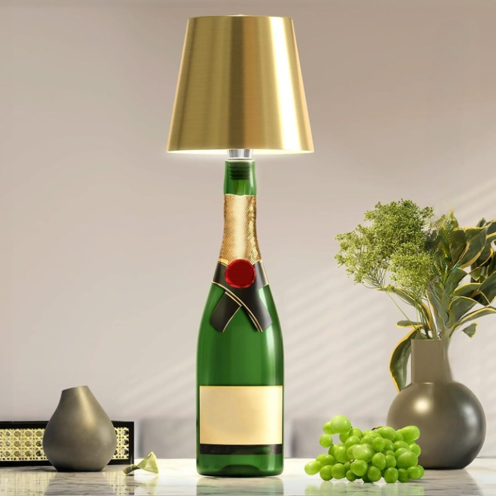 GlowLuxe dimbare LED tafellamp, compact en draagbaar, met handige touchbediening voor elke ruimte.
