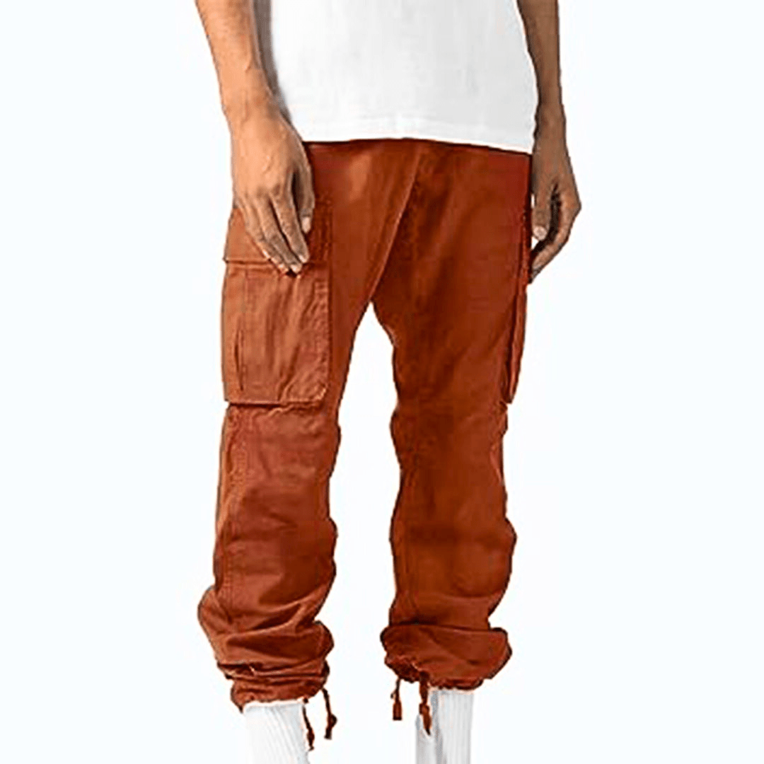 "Grijze heren cargo broek met multi-pocket ontwerp, comfortabele pasvorm en verstelbare tailleband, ideaal voor dagelijks geb