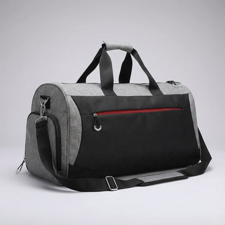 Compacte zwart-grijze TravelDry weekendtas/sporttas van 30 liter, waterdicht en met handig schoenenvak.