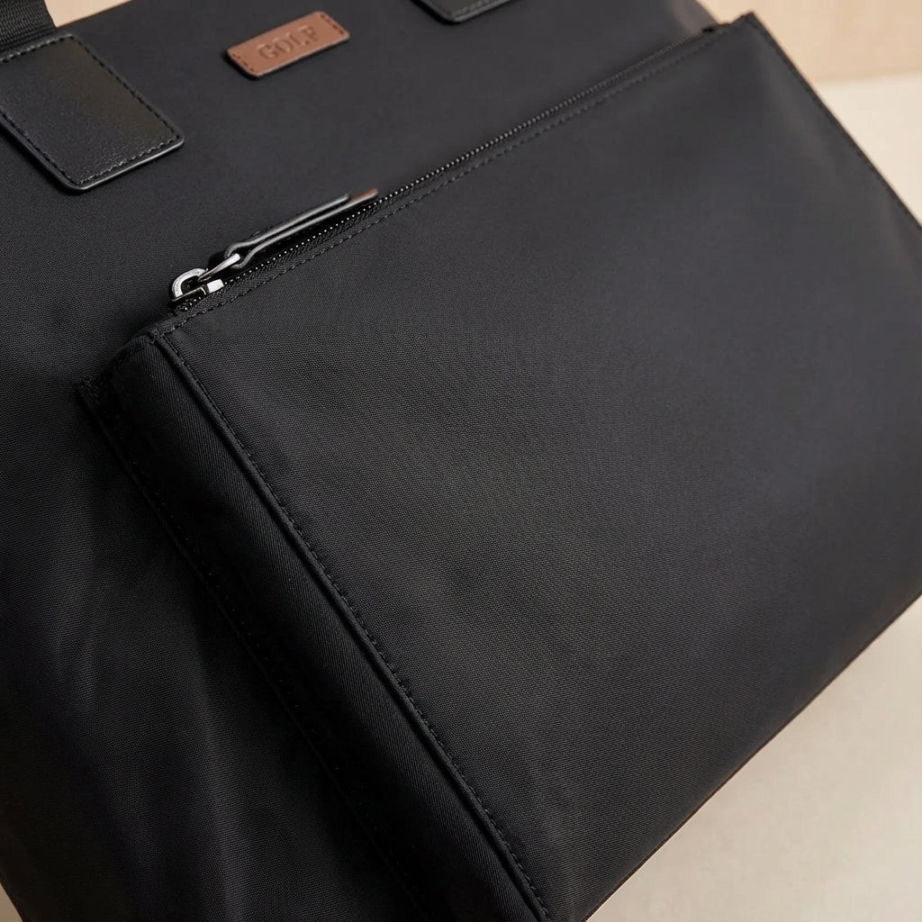 Stijlvolle MetroBrief canvas schoudertas, ideaal als werktas of pendeltas voor heren en dames.