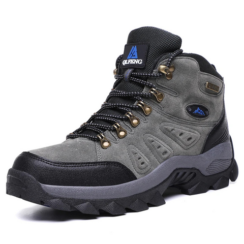 Bruine heren wandelschoenen met slipvaste zool, comfortabel voor lange wandelingen. OD design.