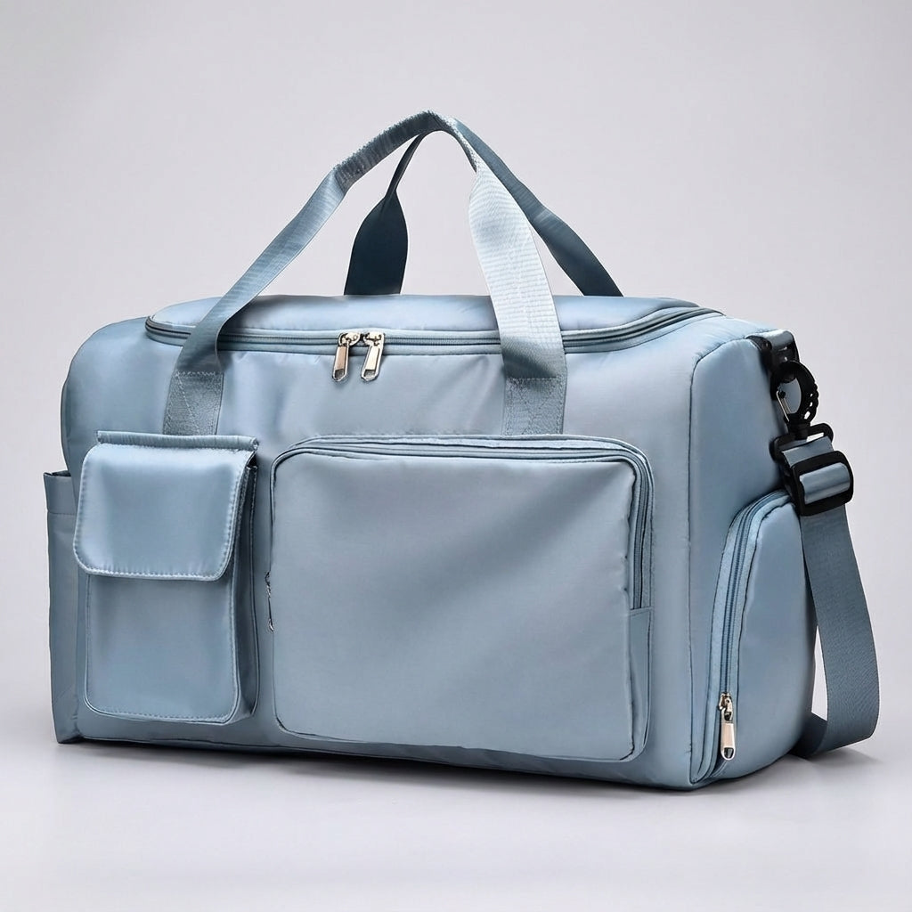 Praktische duffelbag voor korte trips, stevig en gemakkelijk te dragen. Ideaal als unisex reisbagage.