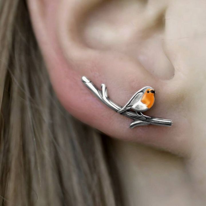 Handgemaakte glas-in-lood dames oorbellen met vogels, perfect voor lente sieraden. Hypoallergeen roestvrij staal.