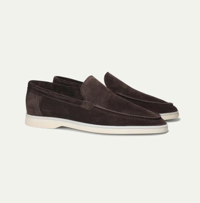 "Handgemaakte heren suède loafers: luxe, stijlvol ontwerp, zacht premium materiaal, perfect voor elke gelegenheid."