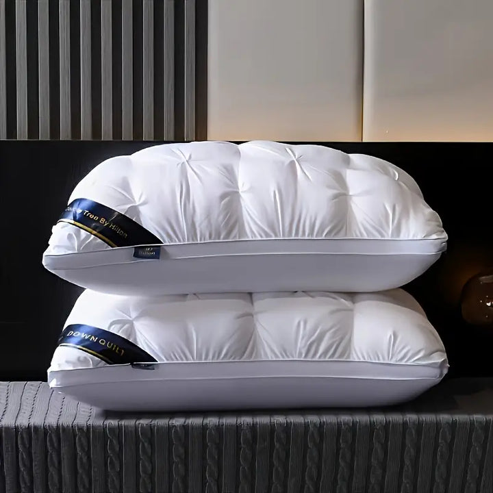 Close-up van HealthySleep Luxe nekkussen, hypoallergeen materiaal, machinewasbaar