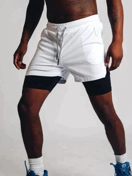 Veelzijdige heren 2-in-1 short, geschikt voor alle sporten. Comfortabele hardloopshort en fitnesskleding.