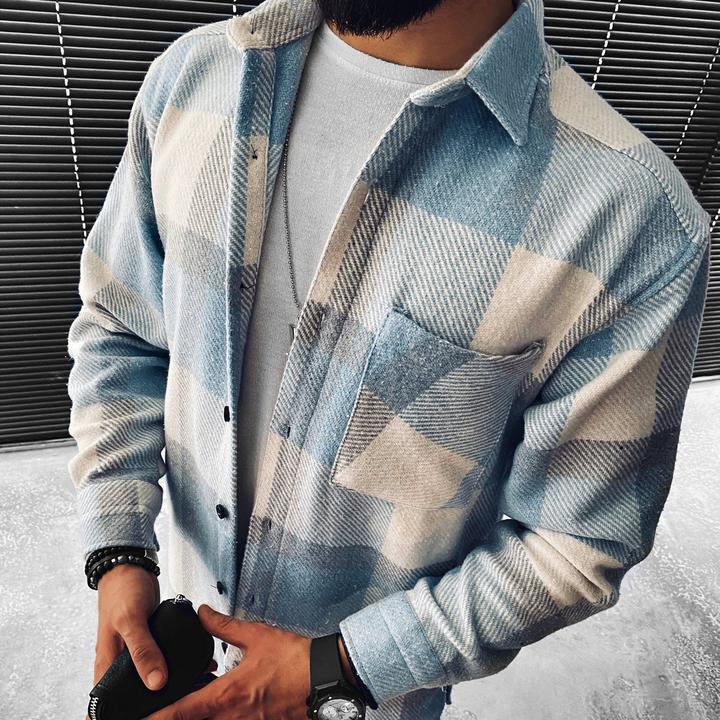 Stijlvol geruit heren overhemd met ruime pasvorm, veelzijdige bovenkleding voor casual mode.