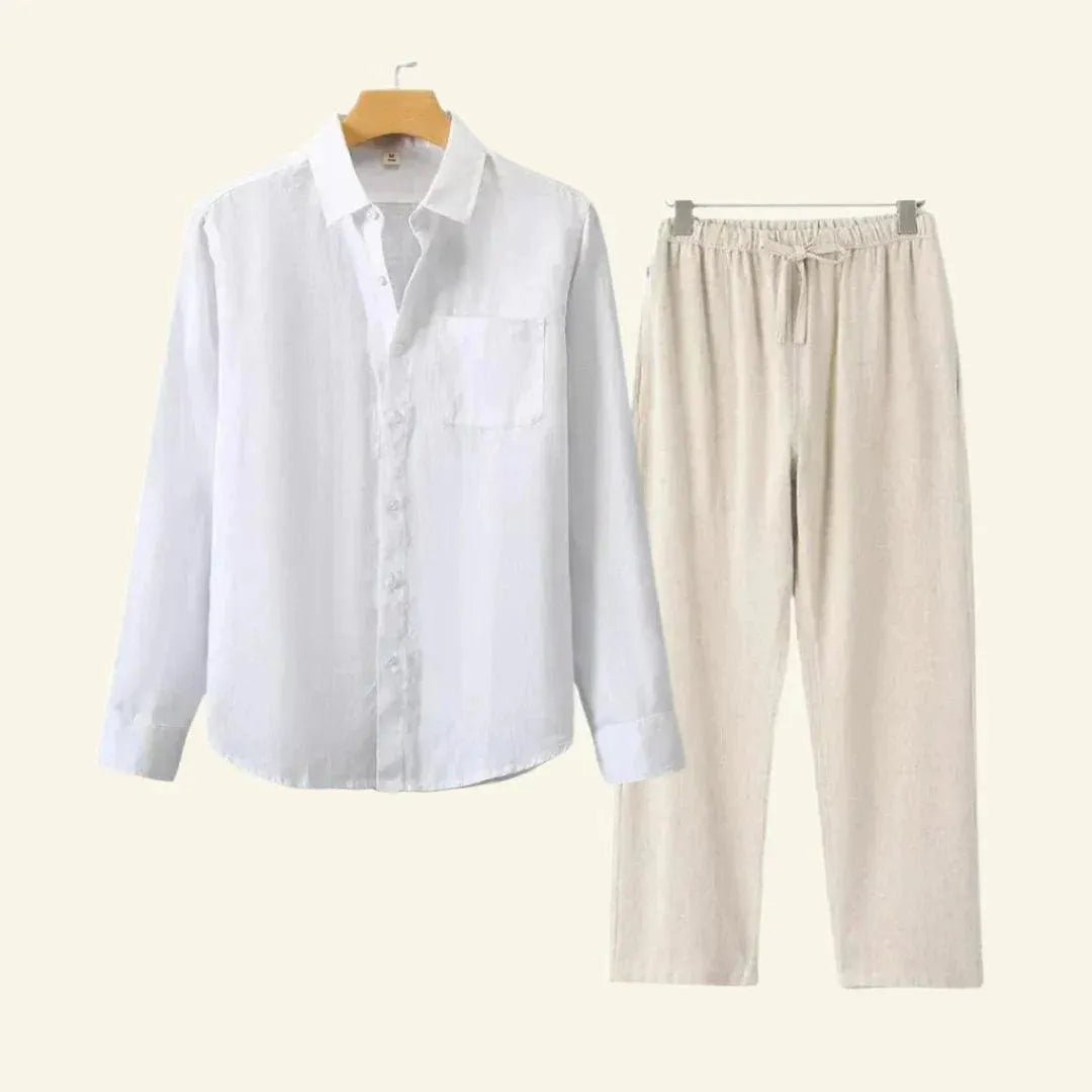 Trendy herenblouse, onderdeel van de stijlvolle broek & blouse set voor diverse seizoenen.