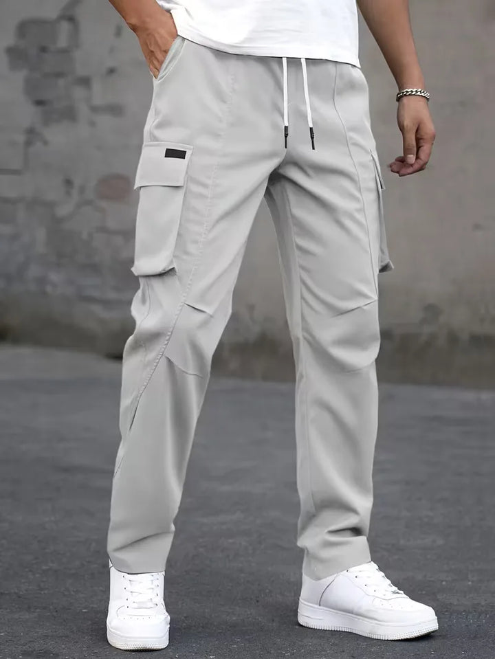 Casual herenbroek met cargozakken, elastische taille, comfortabel en trendy voor alle seizoenen.