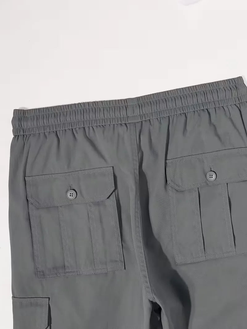Heren streetwear cargobroek met praktische flapzakken, perfect voor een moderne, comfortabele en stijlvolle look.