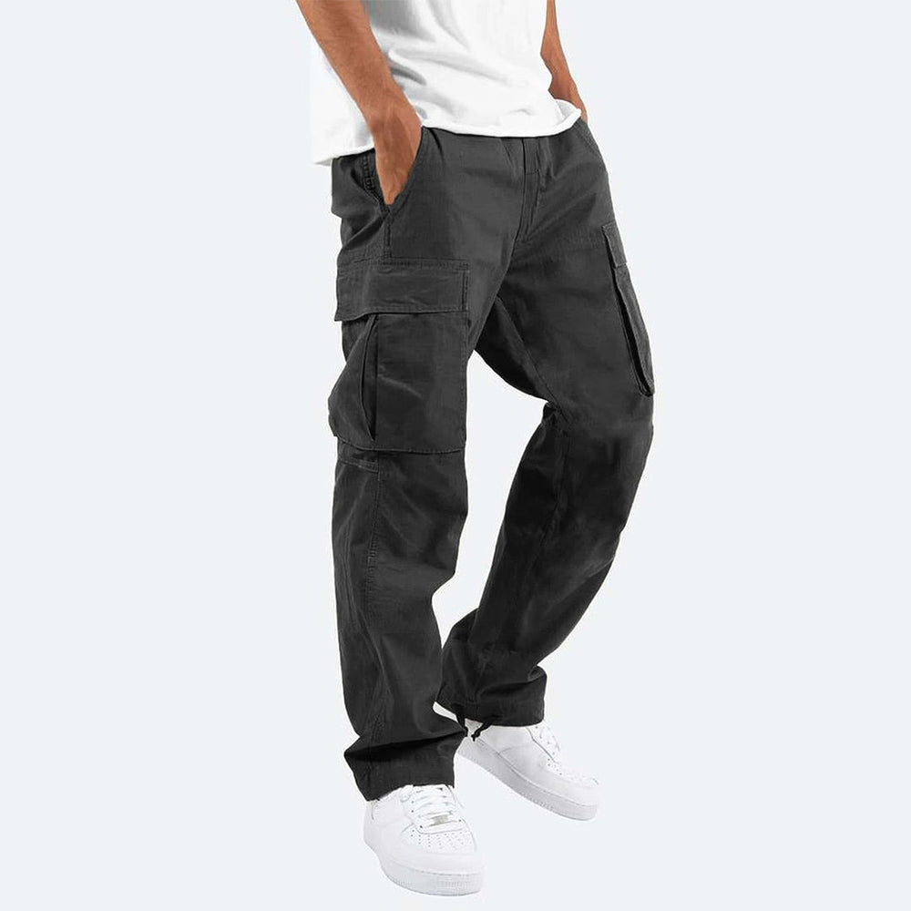 Comfortabele heren cargobroek met elastische taille en functionele zakken.