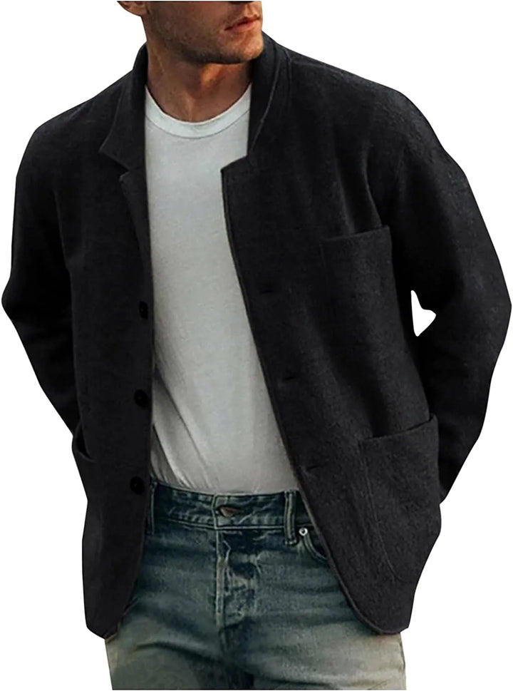 Modieuze heren blazer, de perfecte aanvulling op elke herenkledingcollectie. Smart casual.