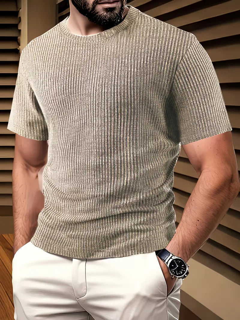Heren T-shirt met uniek jacquard patroon. Ronde hals, regular fit, perfect voor lente en zomer.