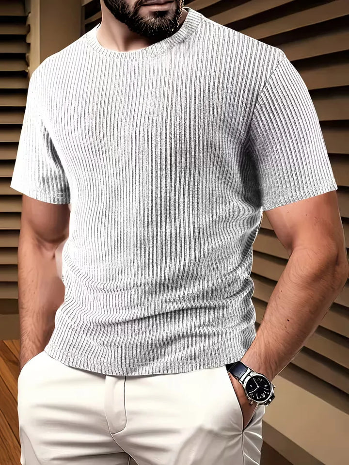 Heren T-shirt, korte mouwen, ronde hals. Jacquard design voor een modieuze en veelzijdige lentestijl.