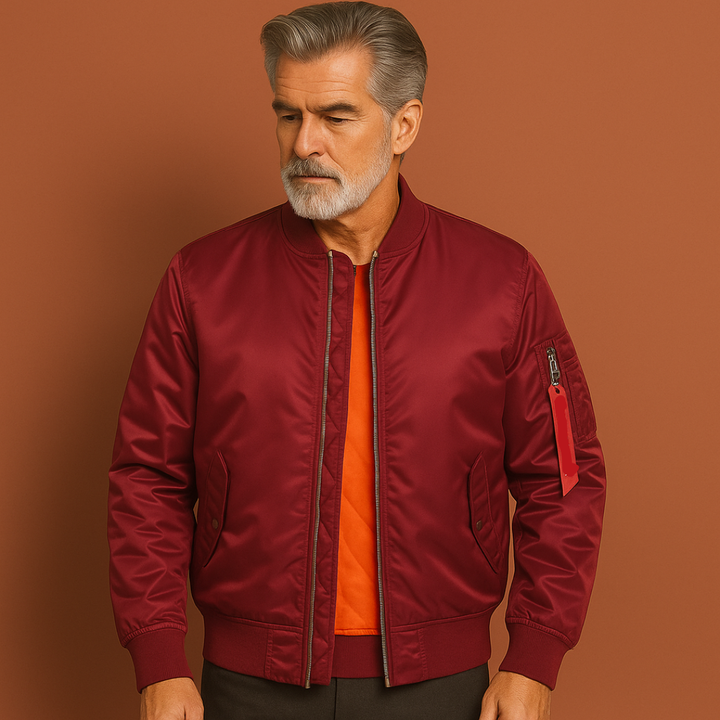 Stijlvolle heren outdoorjas in casual design, perfect als lentejas of herfstjas. Comfortabele mannenmode.