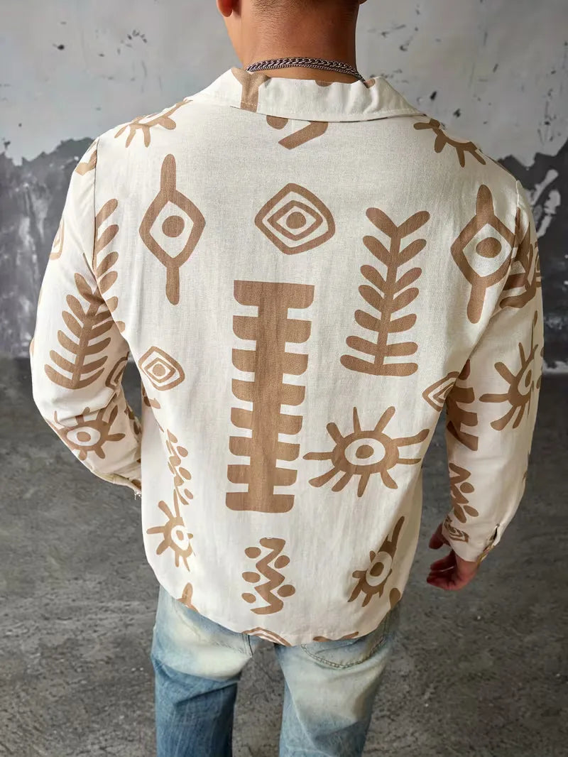 Vooraanzicht van heren casual overhemd met abstracte print, abrikoos kleur, lange mouwen en regular fit.
