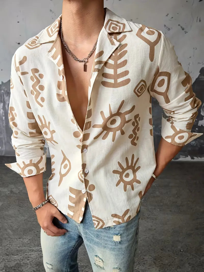 Trendy herenmode: abstract print overhemd met V-hals, lange mouwen en knoopsluiting, geschikt voor weekend.