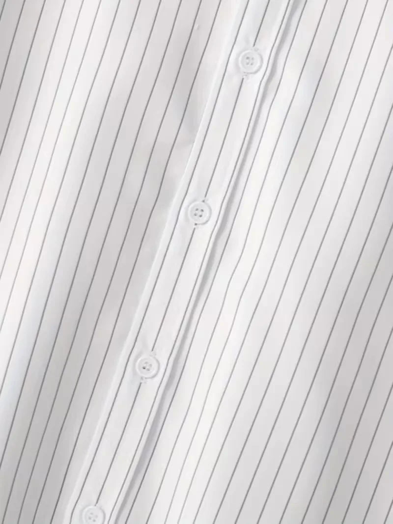 Trendy heren overhemd met verticale strepen, casual V-hals en comfortabele pasvorm.