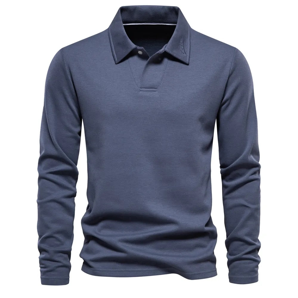 Heren casual poloshirt met lange mouwen in levendig groen, ideaal voor comfortabele herenmode.