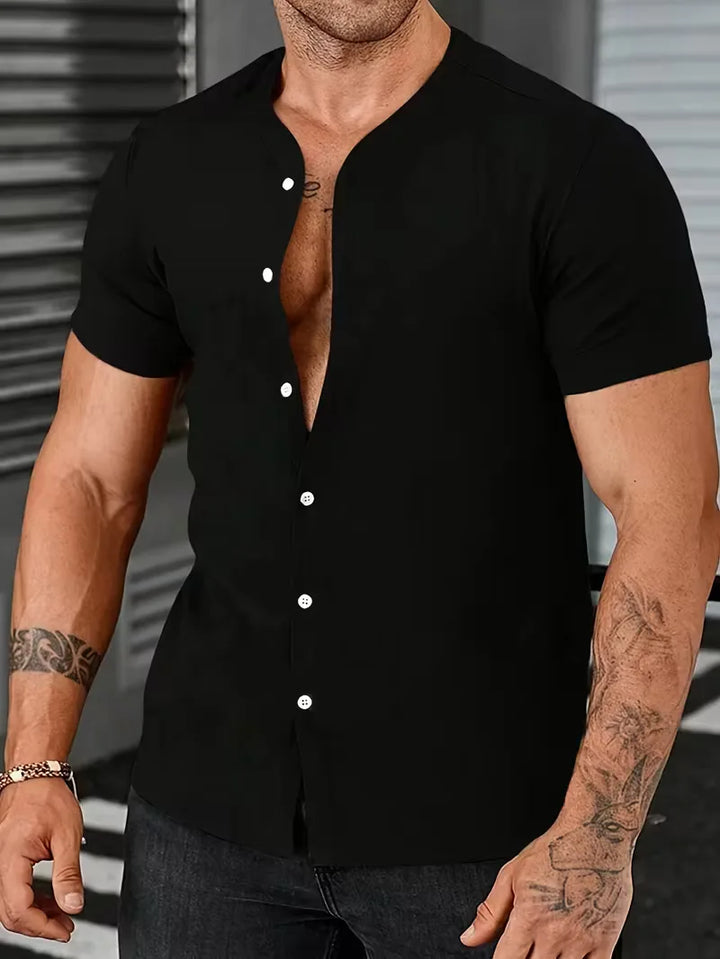 Stijlvol en comfortabel herenshirt met mandarijnkraag, korte mouwen, perfect voor zomerse smart casual outfits.