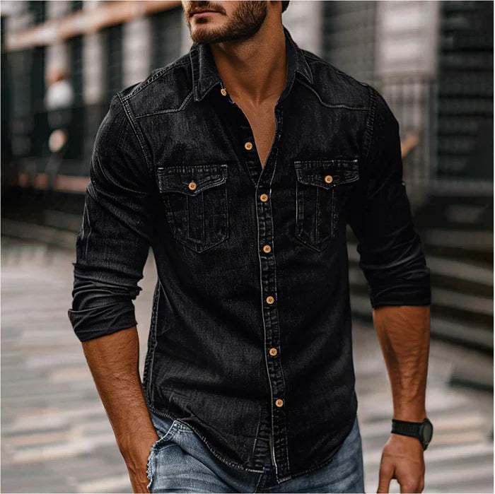Heren casual slim fit spijkerblouse met western details in lichtblauw denim; ideaal voor een stoere look.