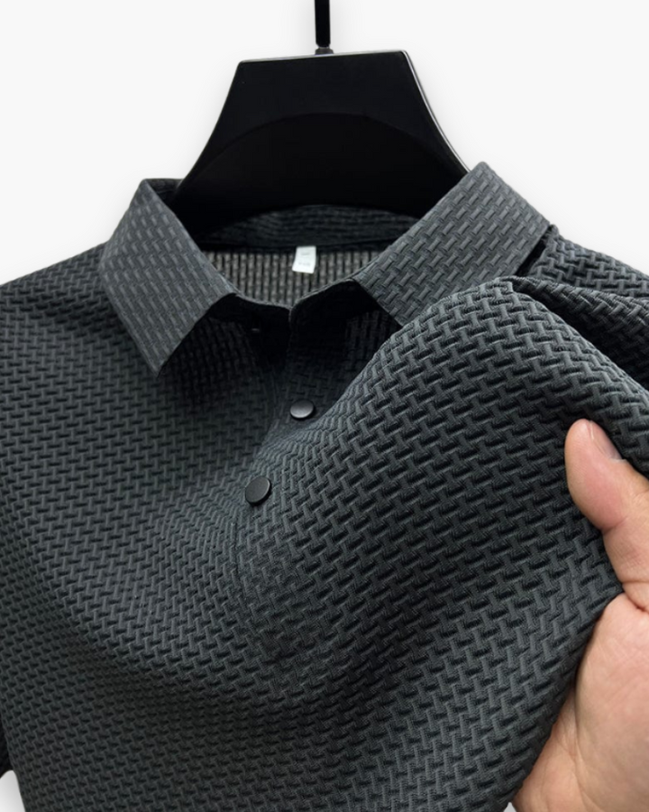 Heren casual zomerpolo met fijne structuur, comfortabel en veelzijdig voor elke man. Ideaal voor herenmode.