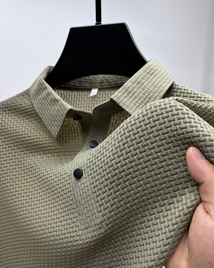 Ademende heren zomerpolo met lichte structuur, ideaal voor casual zomerkleding. Comfortabel poloshirt.