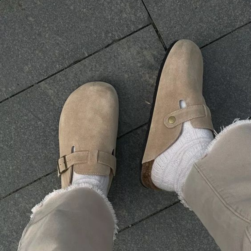 Moderne heren clogs, comfortabele zomer sandalen met ergonomisch design voor ontspannen dagen.