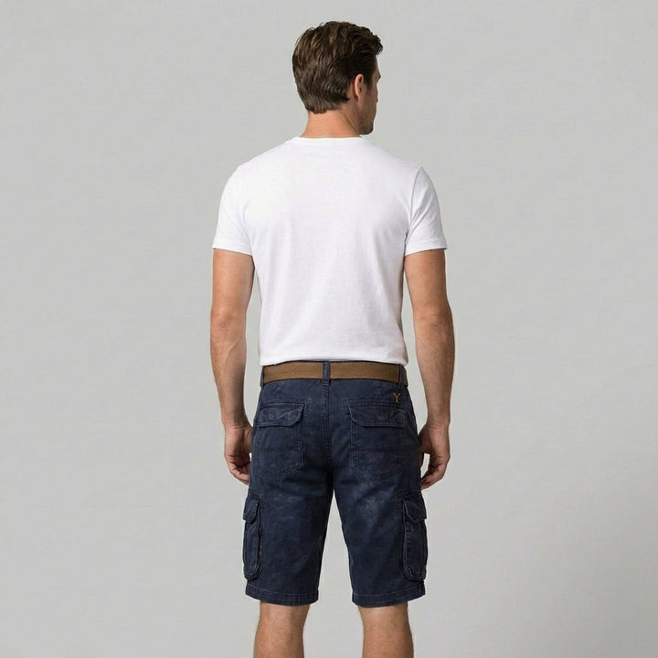 Beige heren cargo shorts met zijzakken, perfect voor casual zomerkleding en gemak.