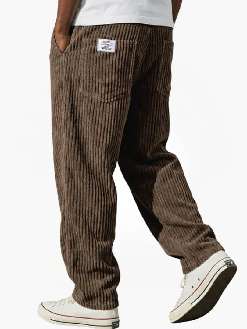 Trendy herenbroek van corduroy, loose fit met trekkoord, ideaal voor een relaxte look.