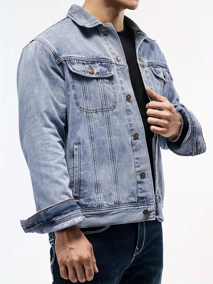Premium heren denim spijkerjas, comfortabele pasvorm voor een stijlvolle look.