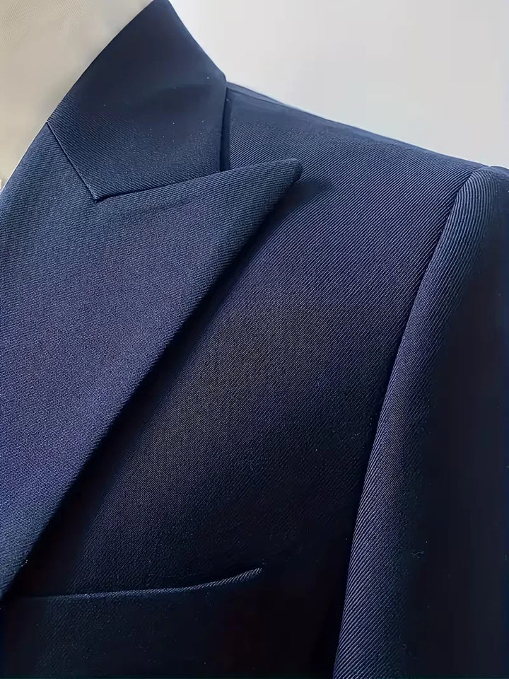 Slim fit pantalon van het herenpak, met scherpe plooi, elegant en modern voor formele events.
