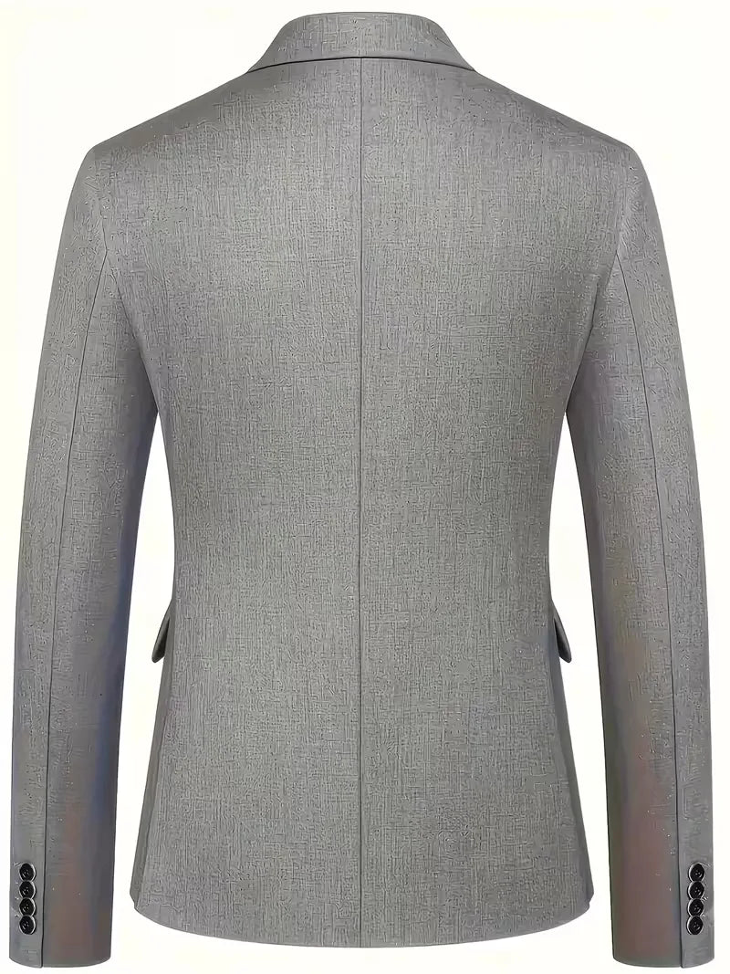 Slim fit driedelig pak, perfect te combineren met diverse accessoires zoals een stropdas.