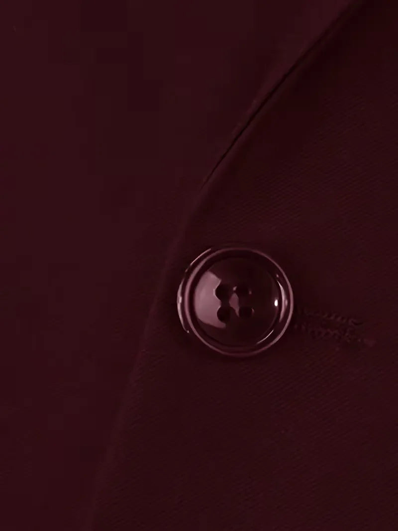 Verfijnd slim fit driedelig herenpak, straalt elegantie, klasse en stijl uit.