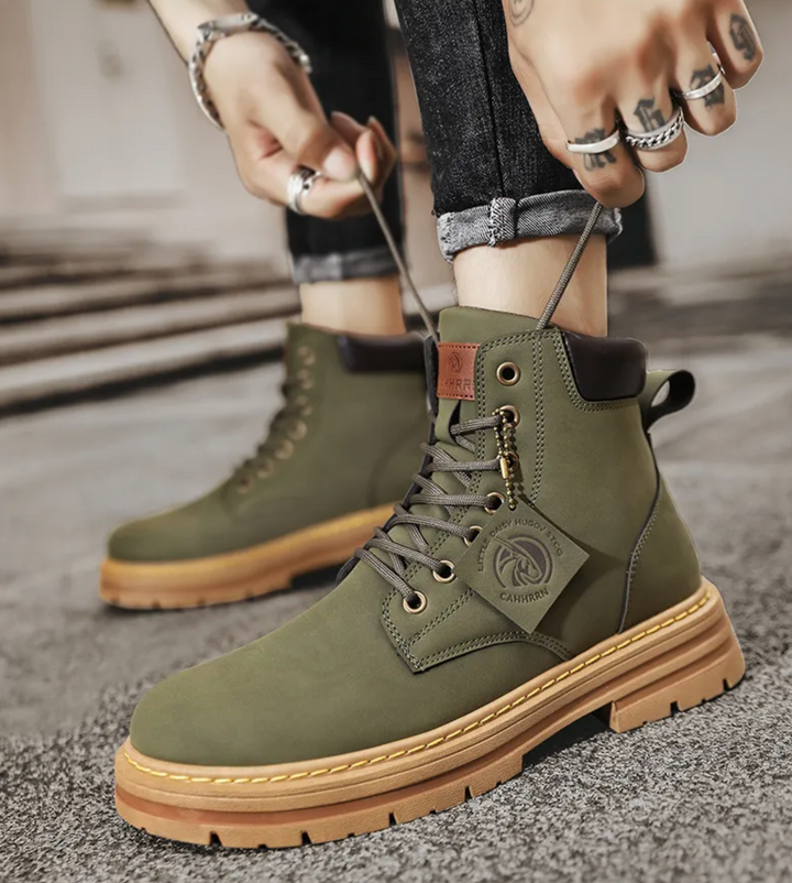 Modieuze heren enkelboots met patchwork design, een statement voor uw outfit.