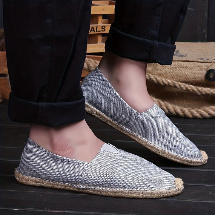 Elegante heren instappers, comfortabele slip-on espadrilles als casual zomerschoenen, ideaal voor lichtgewicht dragen.