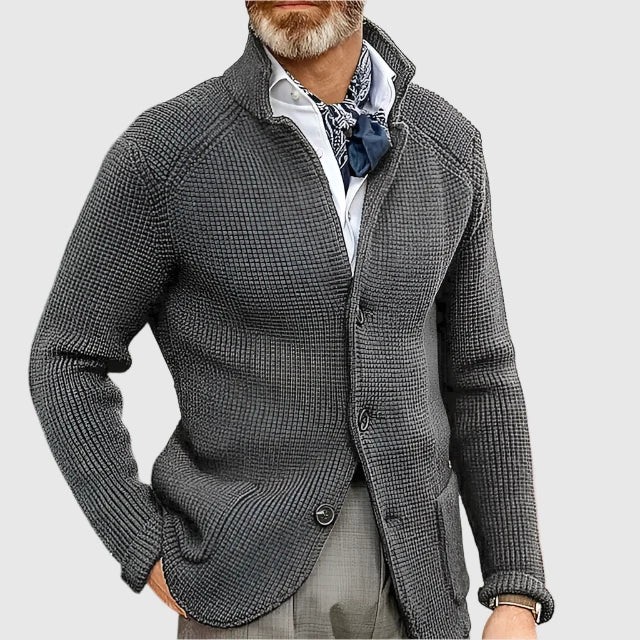Stijlvol heren cardigan, gebreid met tijdloze pasvorm, veelzijdig voor elke gelegenheid.