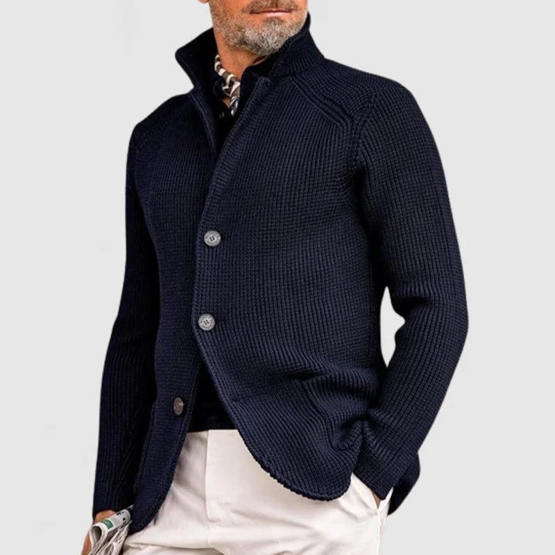Stijlvol heren gebreid vest, perfect als warme laag en veelzijdig voor een casual look.