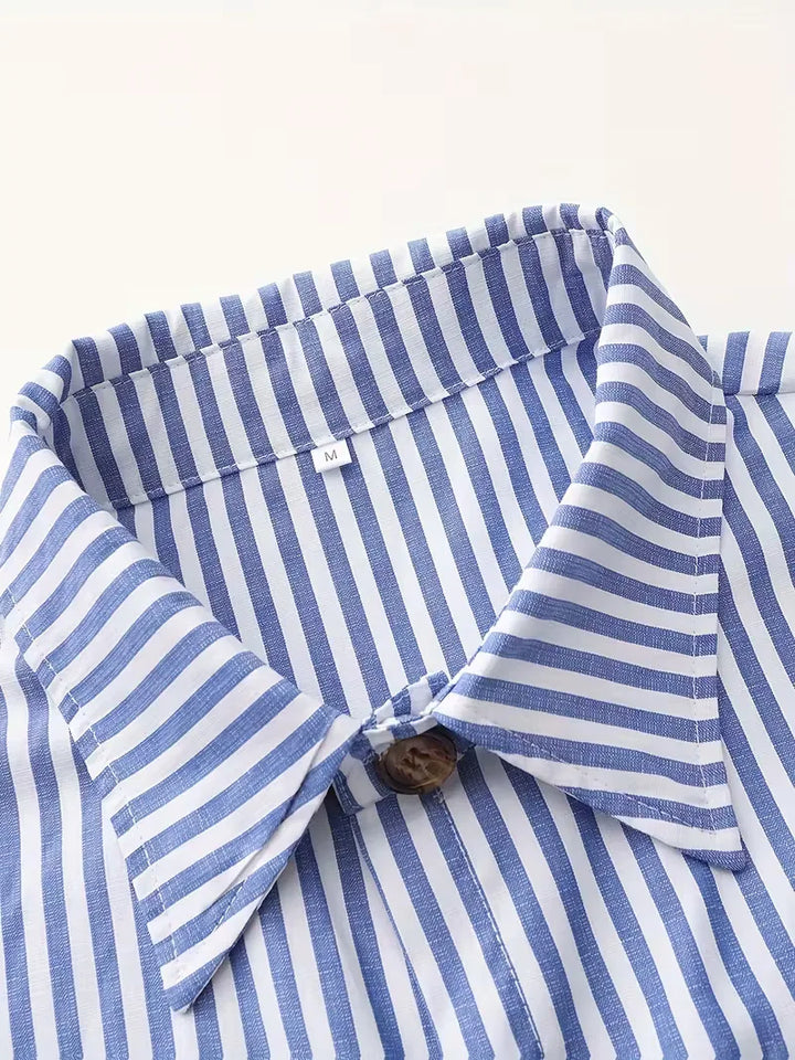 Casual gestreept heren overhemd met V-hals, lange mouwen en slim fit; voor een relaxte look.