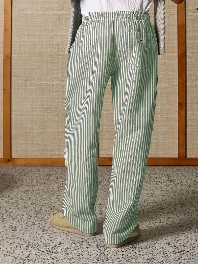 Stijlvolle heren gestreepte joggers. Comfortabele mid-rise casual broek voor lente en zomer.