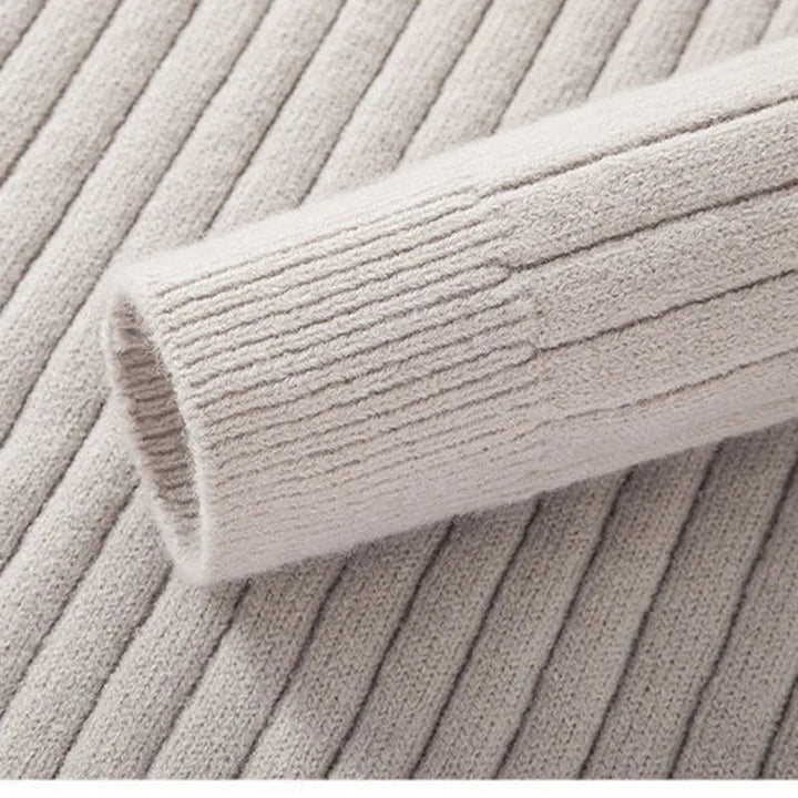 Half-zip heren sweater, ribgebreid, ideaal voor een veelzijdige herfst/winter outfit.